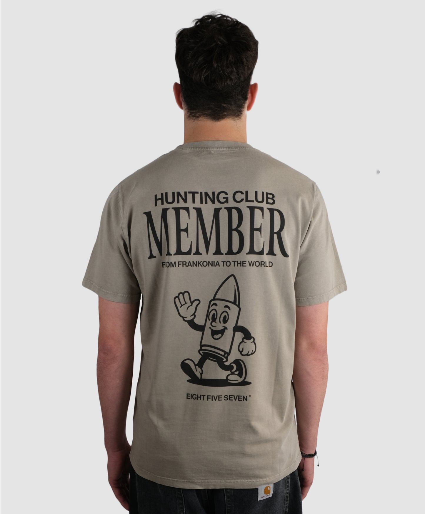 HUNTING CLUB MEMBER